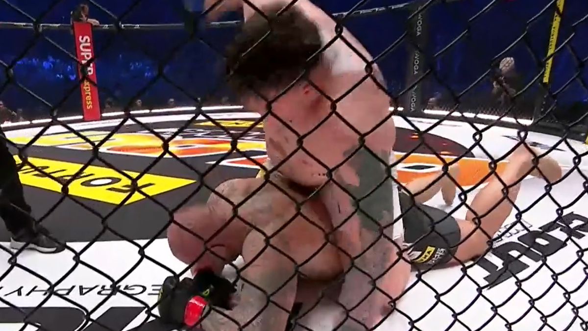 Walka Nowaka z Piechowiakiem