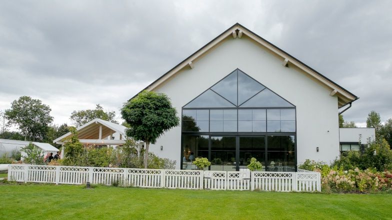 Forgotten Fields Farm Wojciecha Modesta Amaro