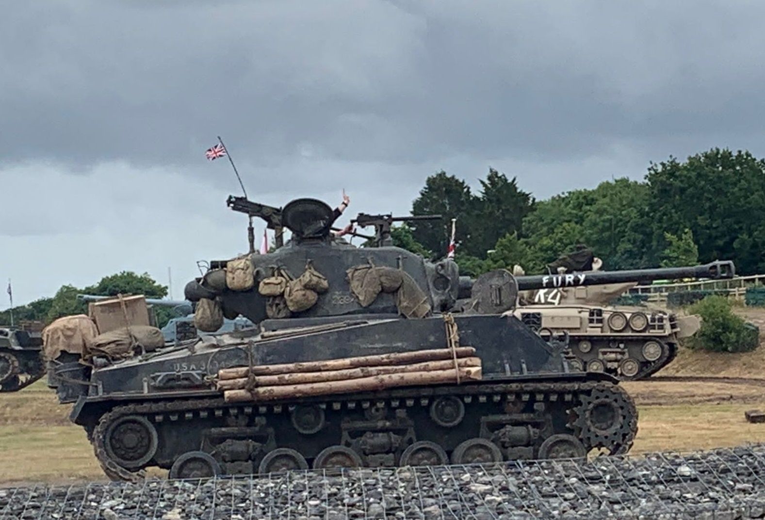 Sherman M4A2E8 z długą armatą kal 76 mm (Fury).