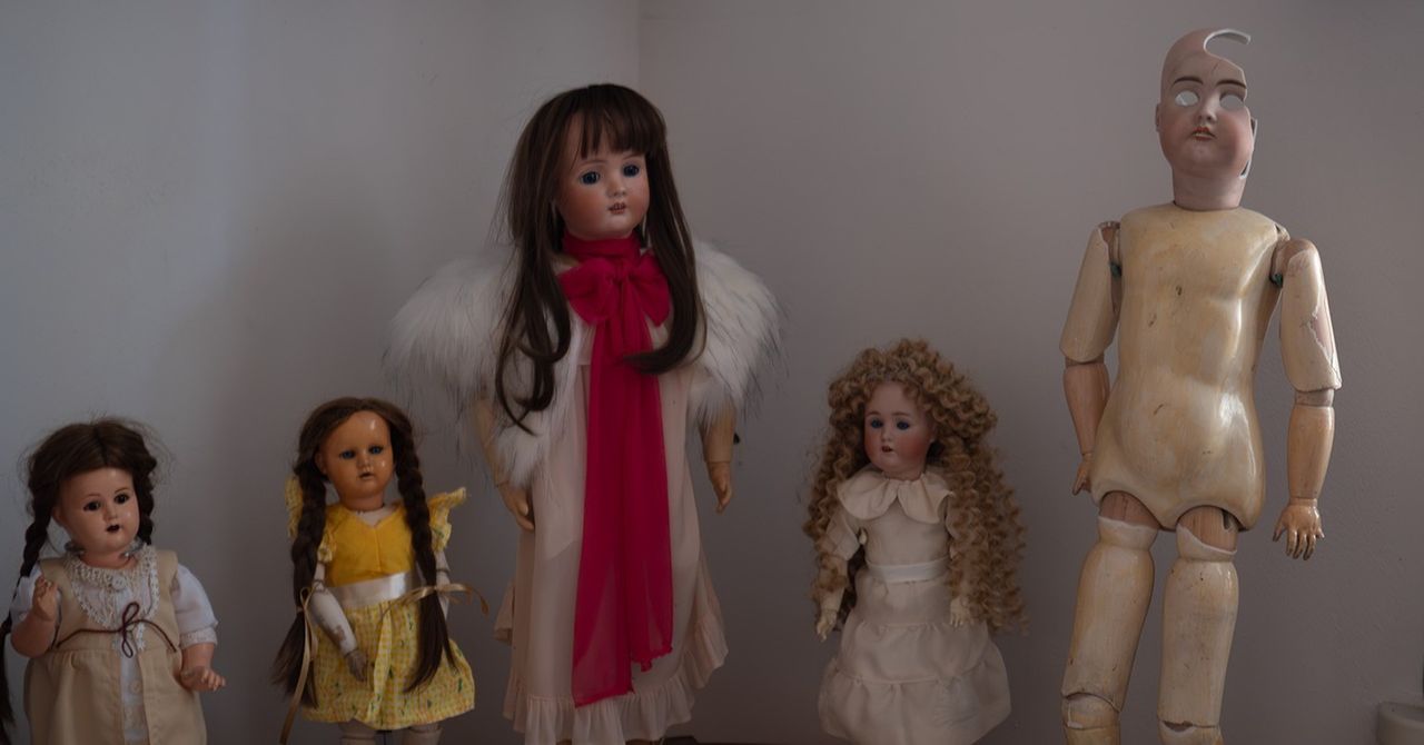 Łódź: Lalki z całego świata w sercu Księżego Młyna