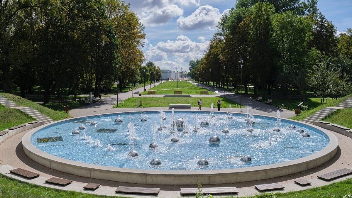 Park Ludowy fontanna multimedialna