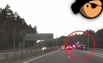 Kierowca Audi i konwój saperski. Pod nagraniem zawrzało. "Piąte zero"