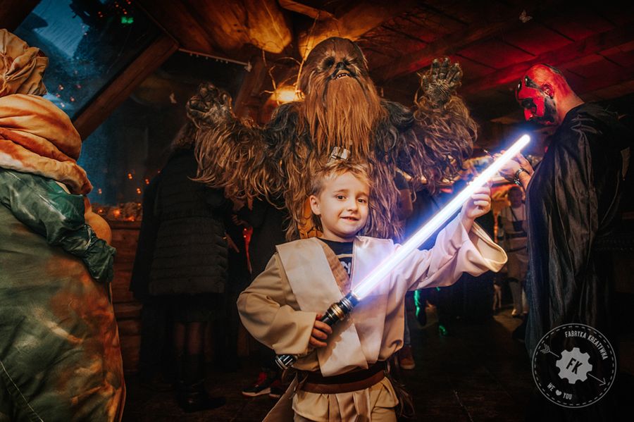 Dawno, dawno temu w odległej galaktyce... odbył się ślub - zdjęcia z ceremonii w klimacie Star Wars 34