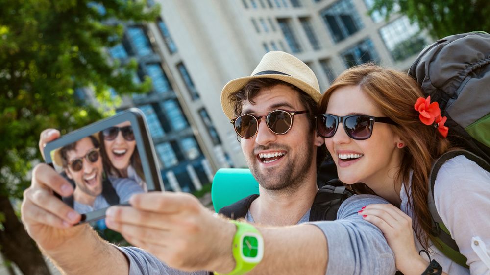 Selfies – świetna zabawa czy poważny problem?