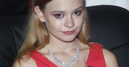 Julia Wróblewska źle się poczuła. Zamiast do lekarza, zwróciła się po poradę do swoich fanów w sieci