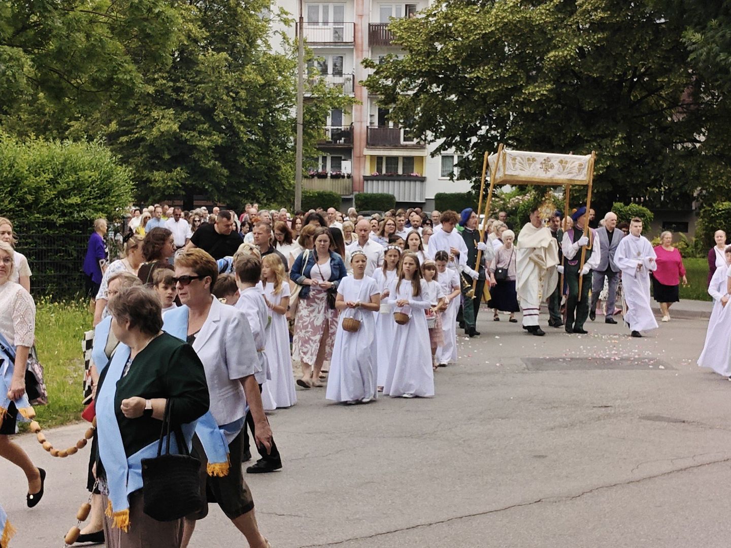 Kliknij strzałkę, aby przejść do następnych zdjęć!