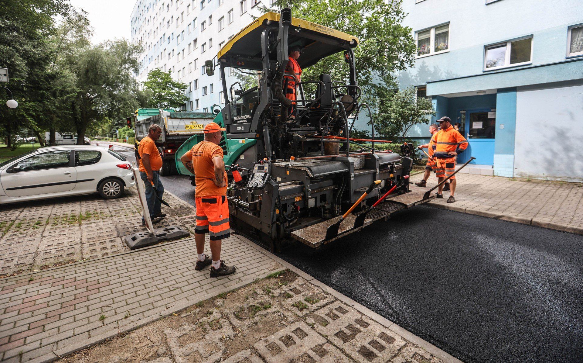 Trwa układanie nawierzchni na osiedlu Nowe Miasto w Rzeszowie