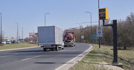 Fotoradar na Solidarności działa. W miesiąc zrobił ponad 560 zdjęć kierowcom jadącym za szybko