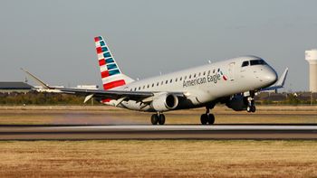 Turbulencje nad Florydą: Embraer E175 stracił 120 metrów pułapu
