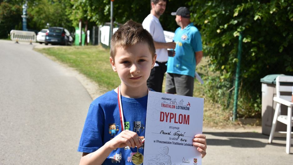 Na uczestników triathlonu czekają medale i dyplomy