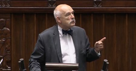 Odlot Korwin-Mikkego. "Co 10. dziecko pomyśli, że pedofilia to coś fajnego"