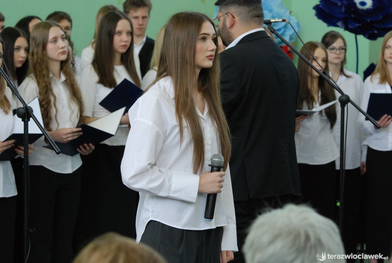 zakończenie roku maturzystów w I LO im. Ziemi Kujawskiej