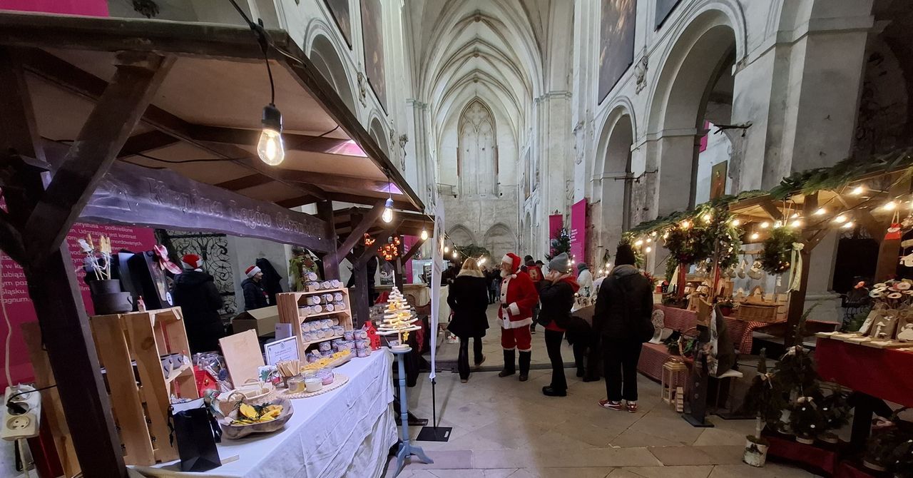 Lubiąż: Jarmark Bożonarodzeniowy. Co kupisz na stoiskach w klasztorze?