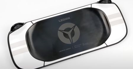 Czy Lenovo stanie do pojedynku z Valve i ASUS na konsole mobilne?
