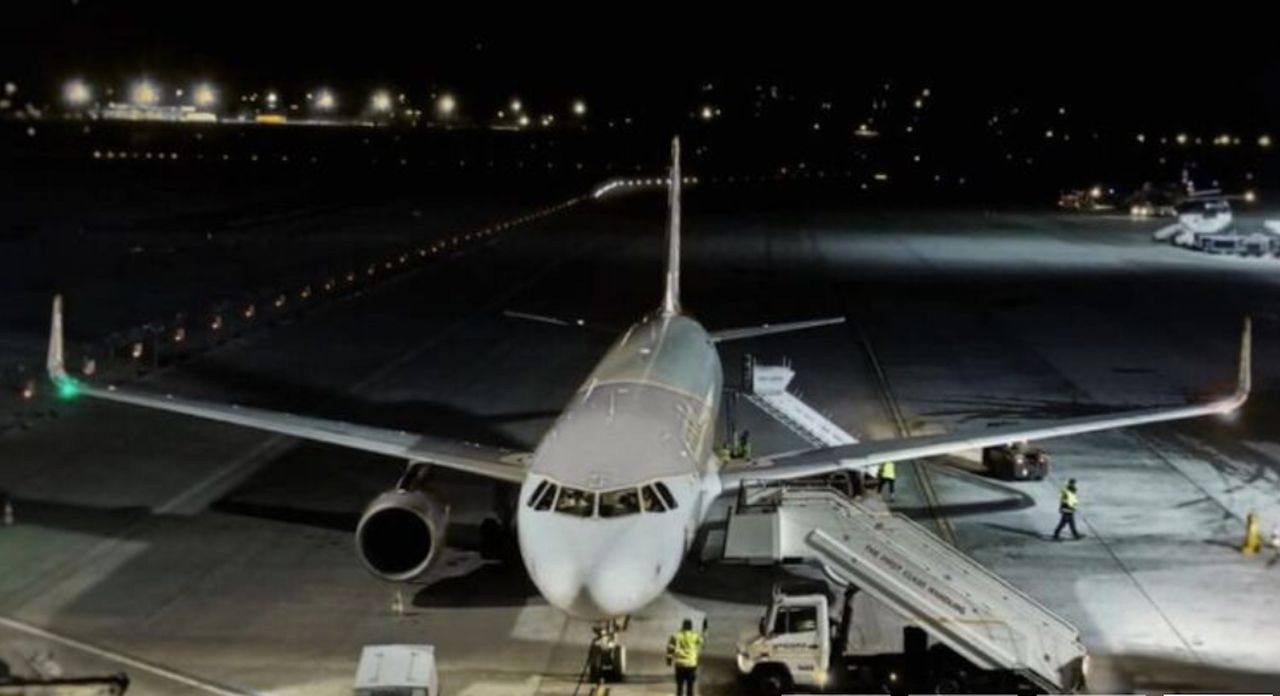 Interwencja strażników na lotnisku. Ukrainka i Hiszpanka zrobiły to mimo zakazów