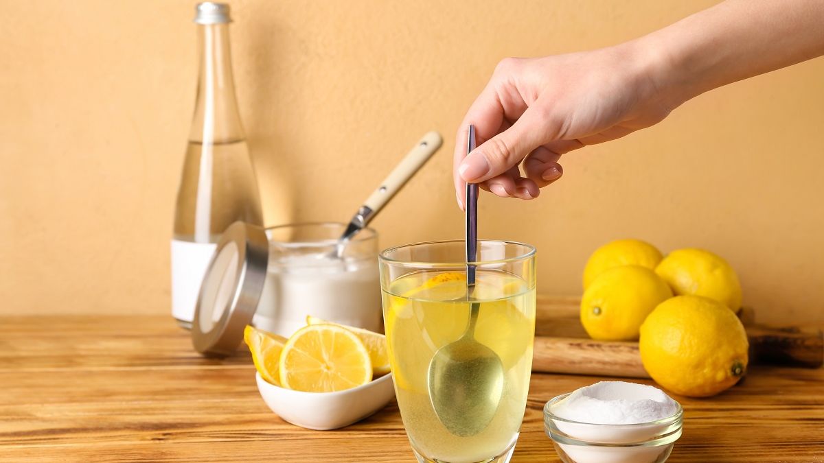 Wcale nie woda. Ten napój nawadnia organizm jeszcze lepiej, kiedy jest ciepło