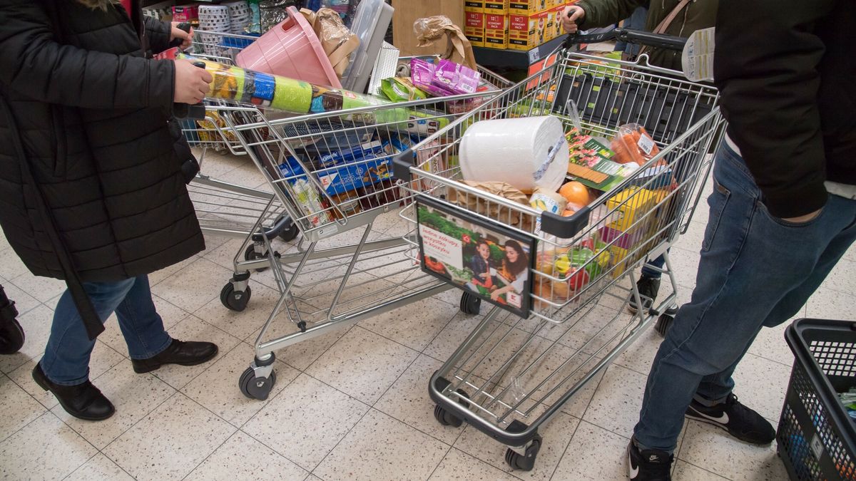 Kaufland zamiast Tesco w Gda?sku13.02.2020 Gdansk Otwarcie sklepu Kaufland w miejsce Tesco  Fot. Wojciech Strozyk/REPORTERWojciech Strozyk/REPORTER