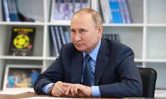 "Mamy przygotowaną celę dla Putina". Wiceminister zaskakuje