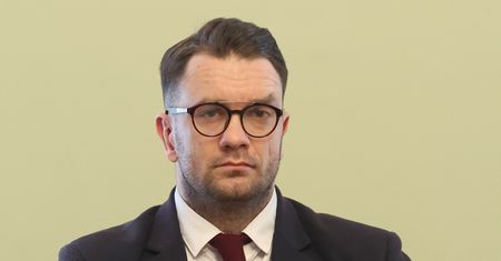 Druzgocące słowa o Łukaszu Mejzie. Krytykują go kandydaci z listy PiS. "Nie ma szans"