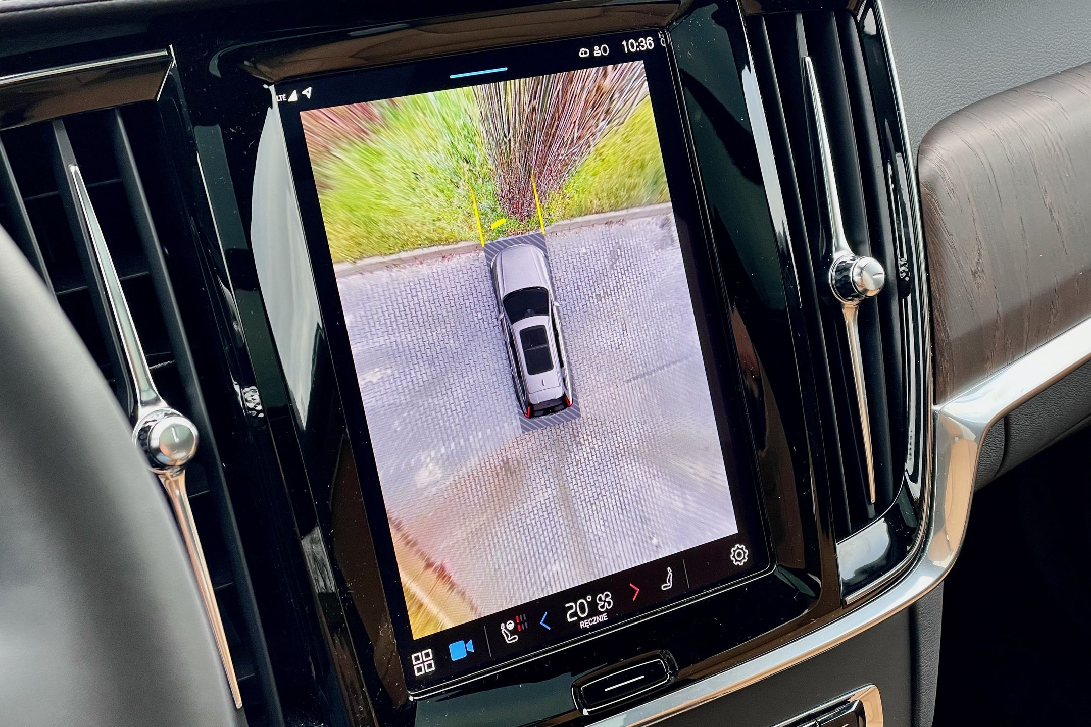 Volvo V90 T8