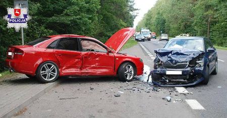 Wypadek w Tchórzewie. Nie ustąpił pierwszeństwa i doprowadził do wypadku (zdjęcia)