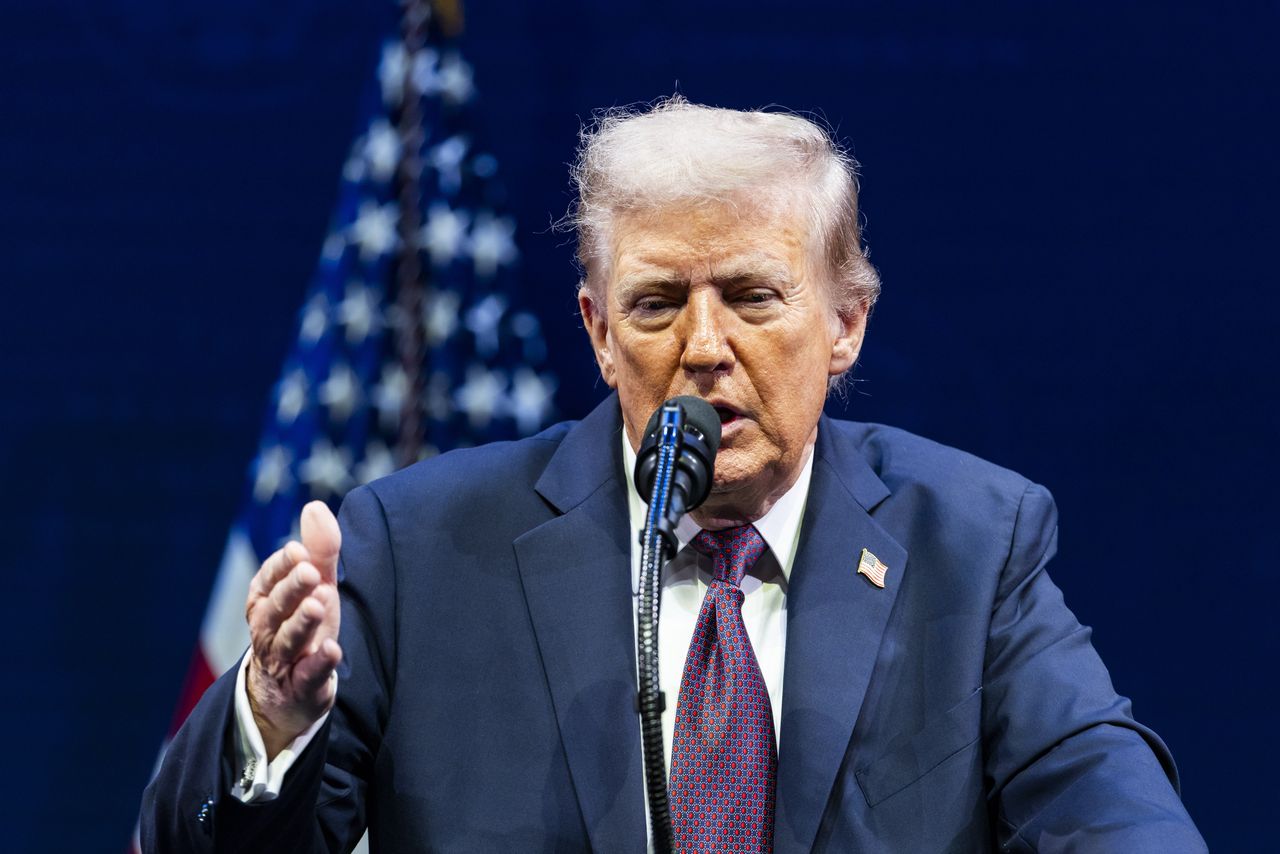 Trump zwiększa presję na Rosję. Wzywa UE do nałożenia ceł