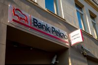 POZNAN, POLAND - AUGUST 12, 2018: The logo above an entrance to Polish Bank Pekao with ATM (bankomat) advertised by a banner
machine, automated, service, economy, financial, customer, money, banner, national, logo, banking, facade, exterior, capital, finance, pekao, business, atm, bankomat, poznan, poland, polish, sign, symbol, brand, branch, bank, polski, editorial, commercial, modern, entrance, front, security, camera, safety, finance, pekao, banking, polski, bank, machine, automated, service, economy, financial, customer, money, banner, national, logo, facade, exterior, capital, business, atm, bankomat, poznan, poland, polish, sign, symbol, brand, branch, editorial, commercial, modern, entrance, front, security, camera, safety