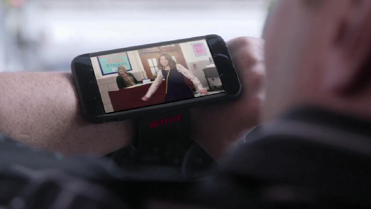 Co powiecie na inteligentny zegarek z ekranem 4K? Oto pomysł Netfliksa 1