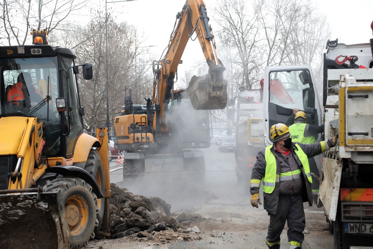 Warszawa. Awaria ciepłownicza i wodociągowa