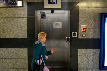 Bydgoszcz: Na dworcu głównym nie działają windy. Do kiedy potrwają utrudnienia?