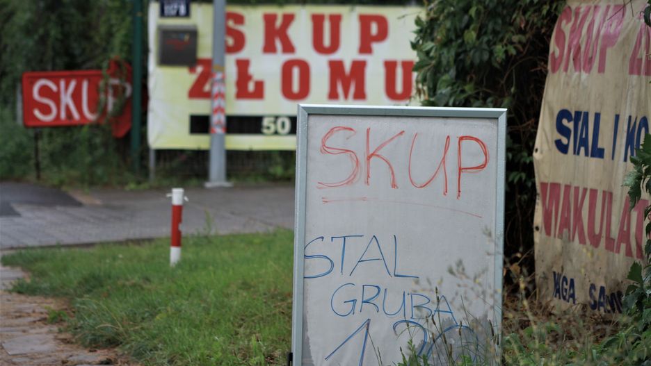 złom