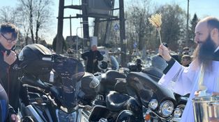 Motoświęconka 2026 w Gorzycach. Motocykliści z całego regionu przybyli z koszyczkami wielkanocnymi. Organizatorem Moto Sandomierz