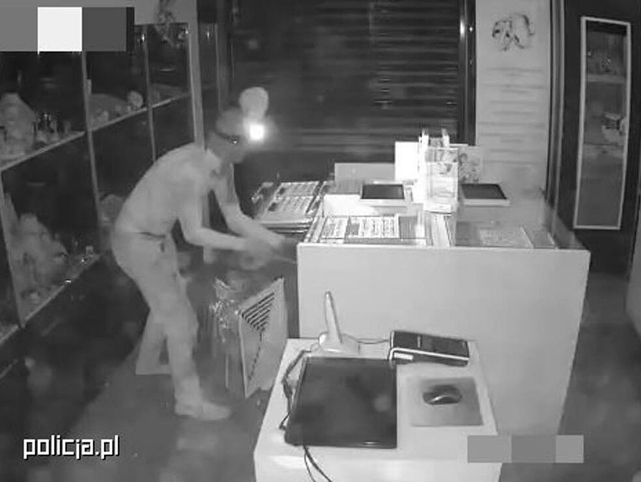 Rzeszów: Wszedł do jubilera przez szyb wentylacyjny i ukradł biżuterię