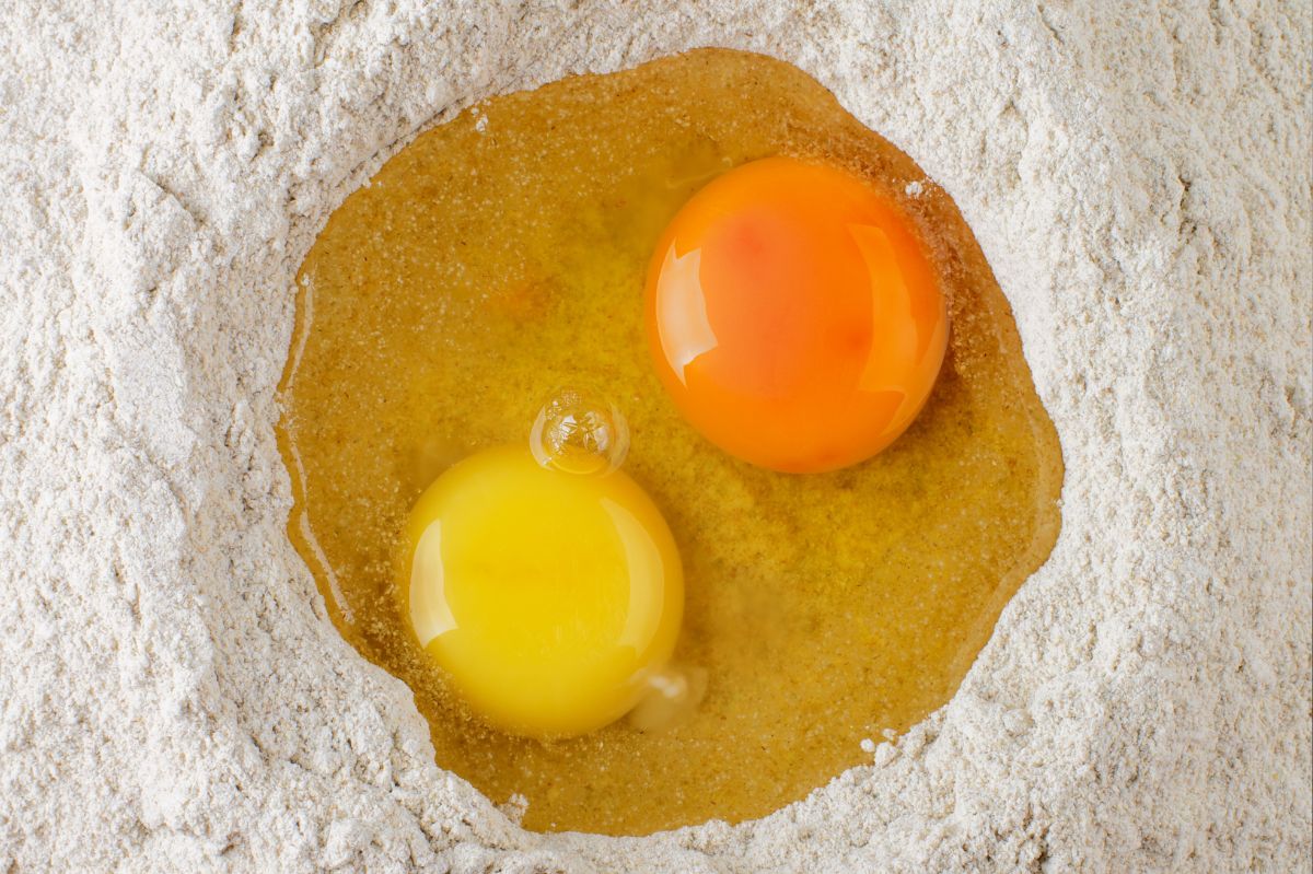 Yolk colour and nutrition: What it really tells us about eggs