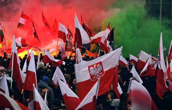 „Gazeta Wyborcza”: uczestnicy marszu 11 listopada zaatakowali naszego fotoreportera