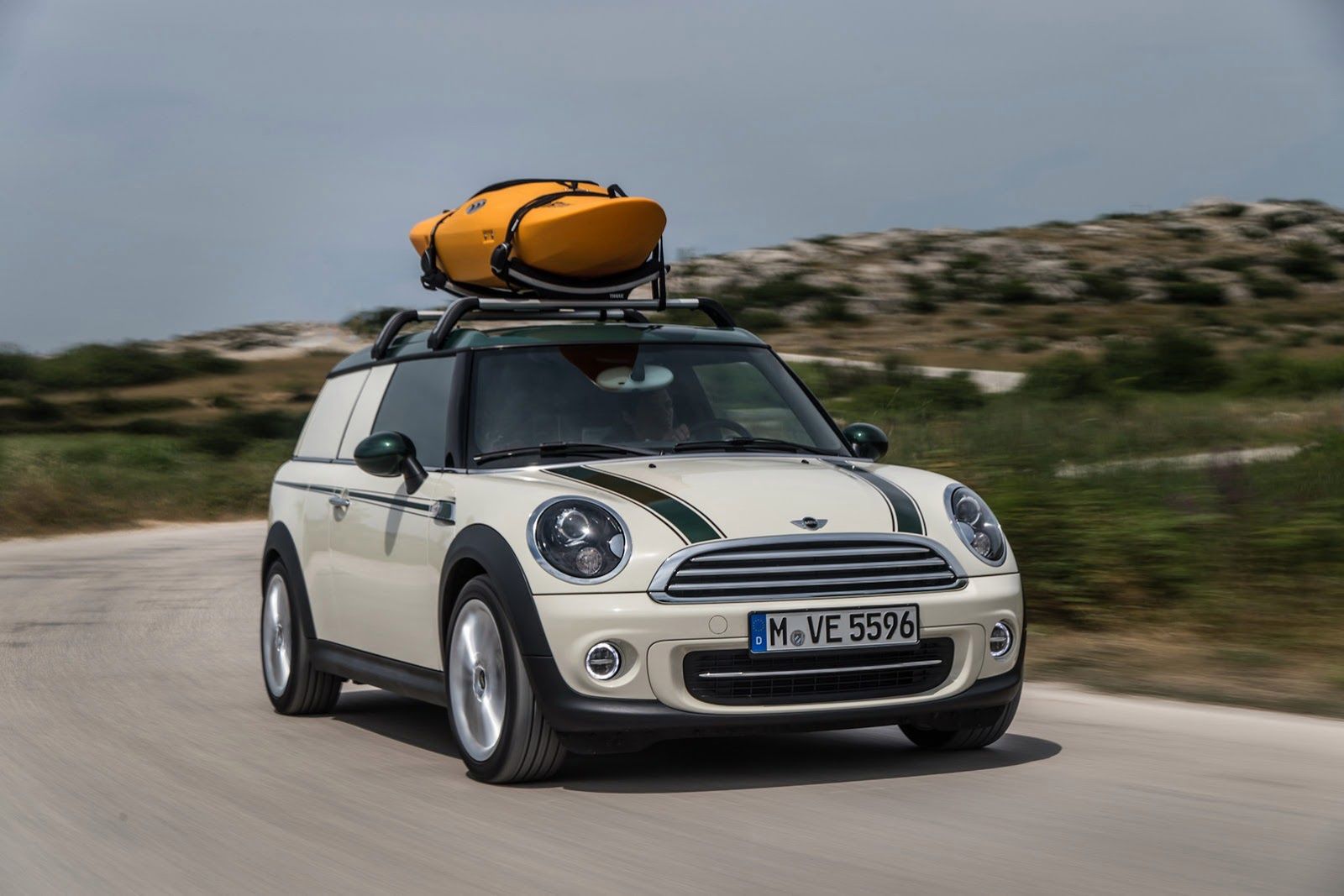 MINI prezentuje koncepcyjne auta na wakacje [galeria] 51