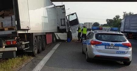 Warszawa. Wypadek na S8. Zginął kierowca