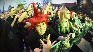 Zielona Góra: Energetyczny koncert Farben Lehre na placu Teatralnym