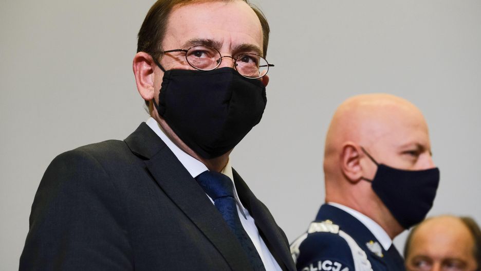 Mariusz Kami�ski, Jaros�aw SzymczykMateusz MarekJaros�aw Szymczyk, Mariusz Kami�ski , MSWiA, NSZZ Policjant�w, policja, policjanci, rocznica, wr�czenie odznacze� pa�stwowych, zwi�zek zawodowy policji, zwi�zkowcy, epidemia, koronawirus w Polsce, stan epidemii