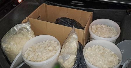 Pseudokibice zatrzymani. Przejęto ponad 100 kg klefedronu