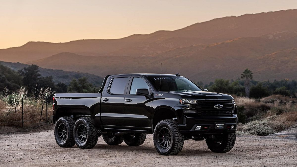 Goliath 6x6 szokuje wymiarami nawet Amerykanów.