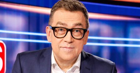 Maciej Orłoś pochwalił się sukcesem córki. Co robią pozostałe dzieci prezentera "Teleexpressu"? Łącznie ma ich CZWORO!