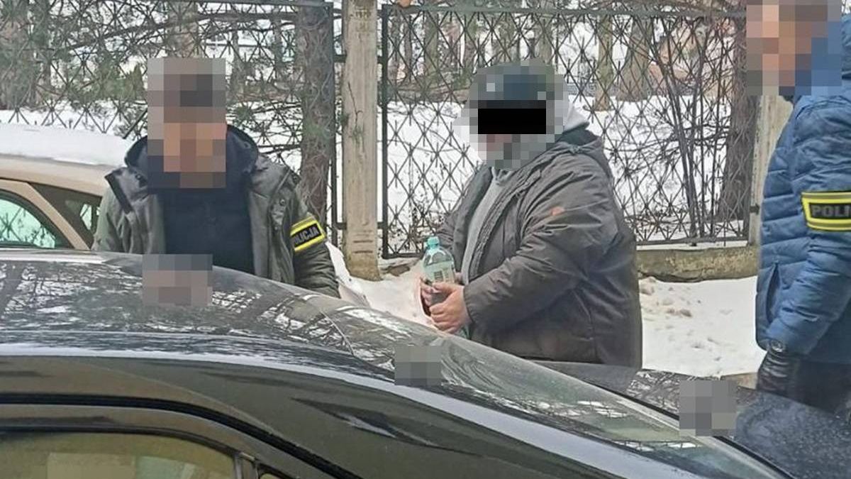 Poszukiwany 37-latek zatrzymany przez „łowców głów”