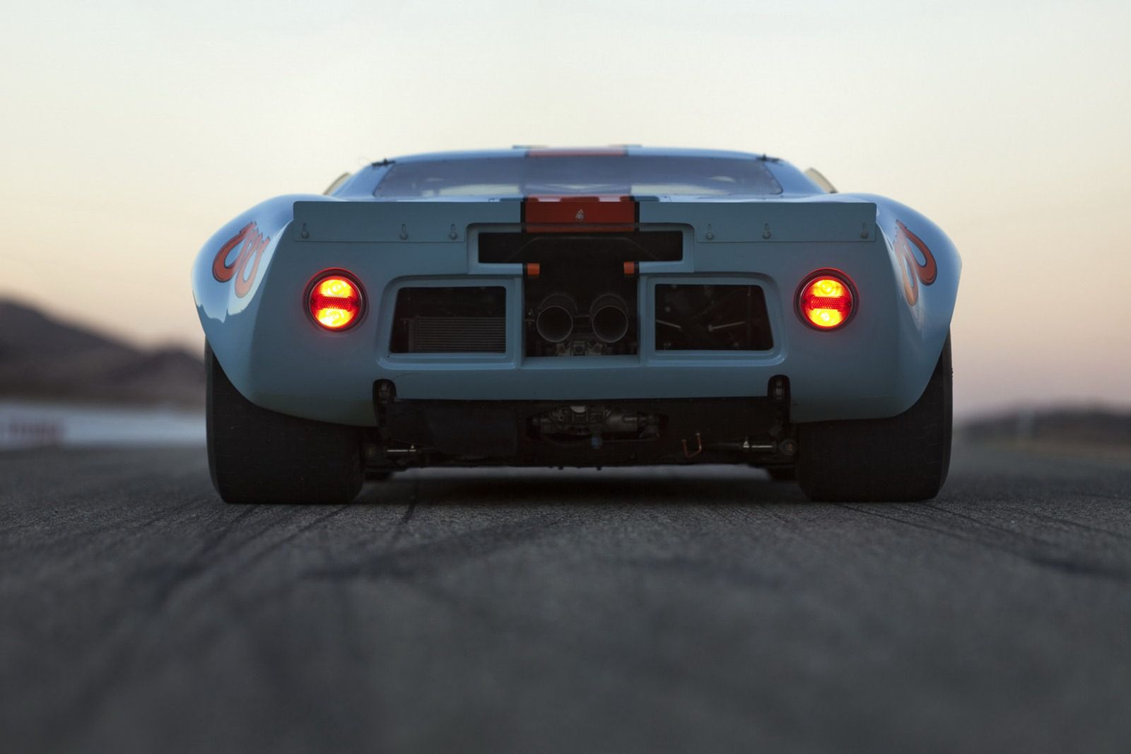 Ford GT40 Gulf/Mirage Lightweight z filmu z McQueenem [galeria] 20