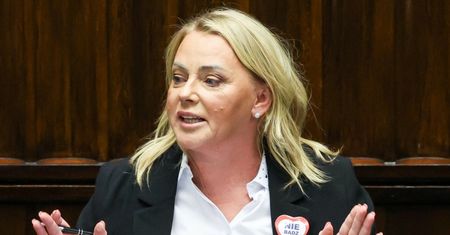 Posłanka nie ma matury. Teraz pisze o doktoracie