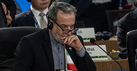 Europejscy dyplomaci grożą Iranowi. Chcą postępów w umowie