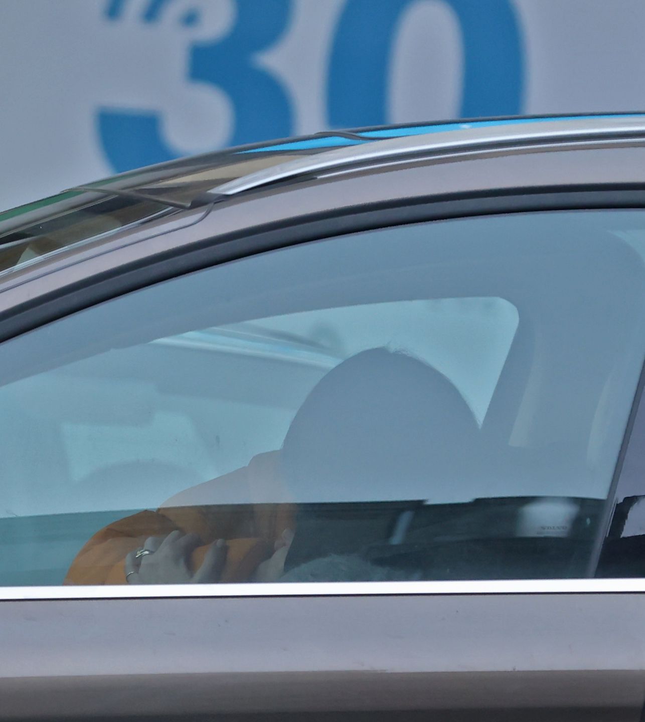 Agnieszka Grochowska z tajemniczym mężczyzną