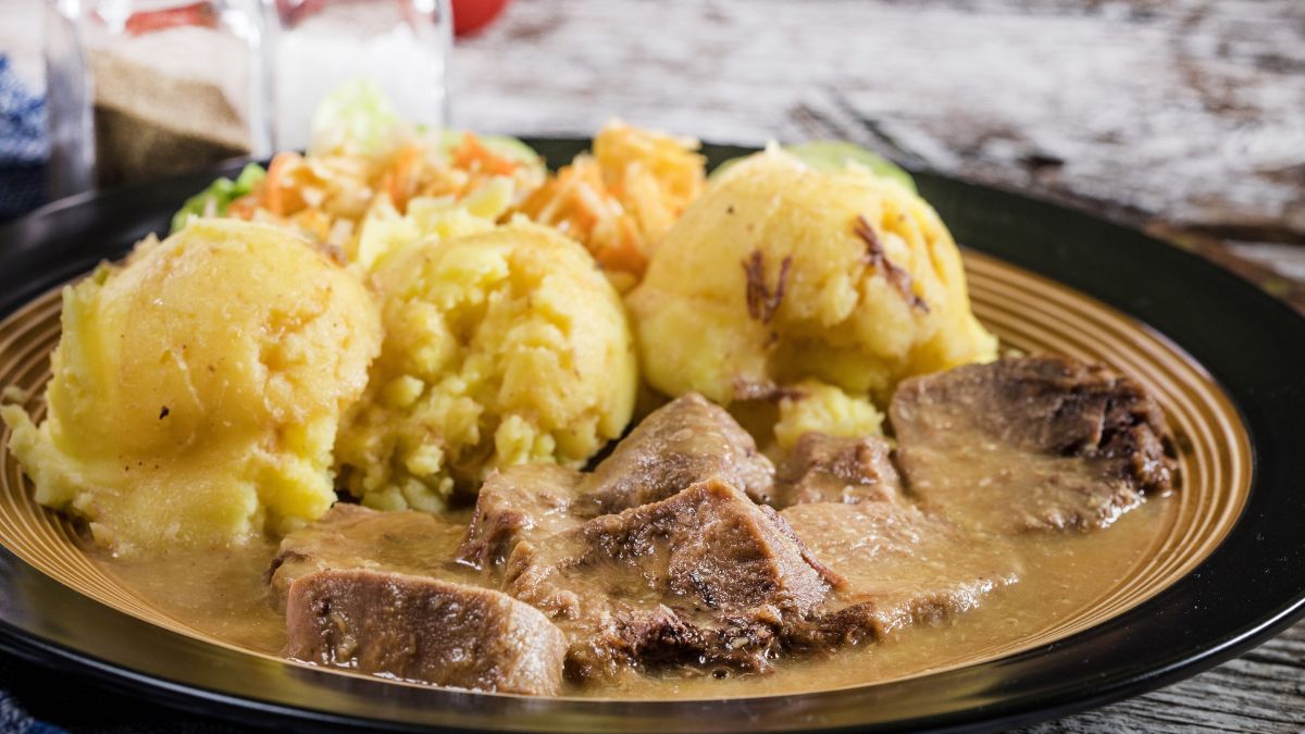 W PRL-u podawano je częściej niż schabowe. 