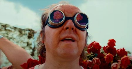 Premiery w marcu 2025. Nowy film twórcy "Parasite" z Pattinsonem i polski "Wujek foliarz"