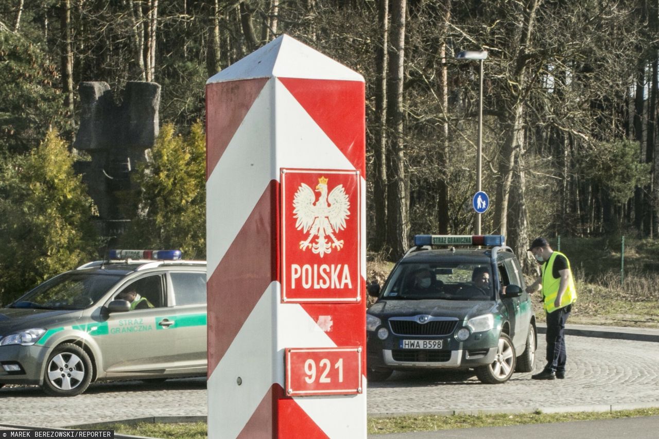 Nowe obostrzenia również na europejskich granicach. Tak podróżujemy w UE
